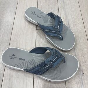 Clarks Cloudsteppers Brinkley Jazz Walking Flip Flops Navy Blue Grey Size 7